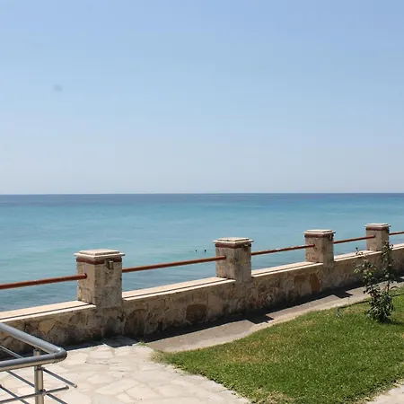 Apartmanhotel Maria - Mola 3*