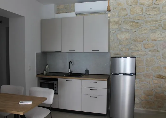 Maria - Mola Aparthotel Kassandria