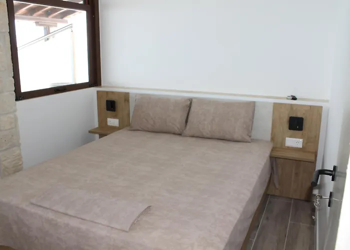 Maria - Mola Apart Otel *