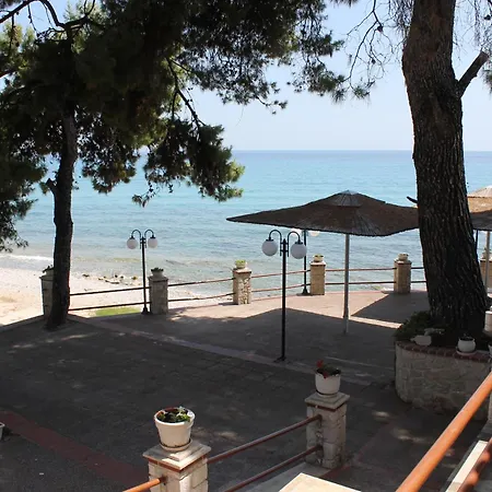 Ξενοδοχείο με διαμερίσματα Maria - Mola Κασσάνδρα