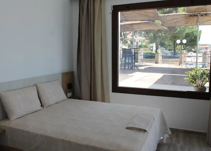 Maria - Mola 卡桑德里亚